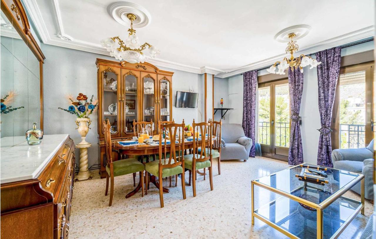 3 Bedroom Cozy Apartment In Pegalajar Exteriör bild