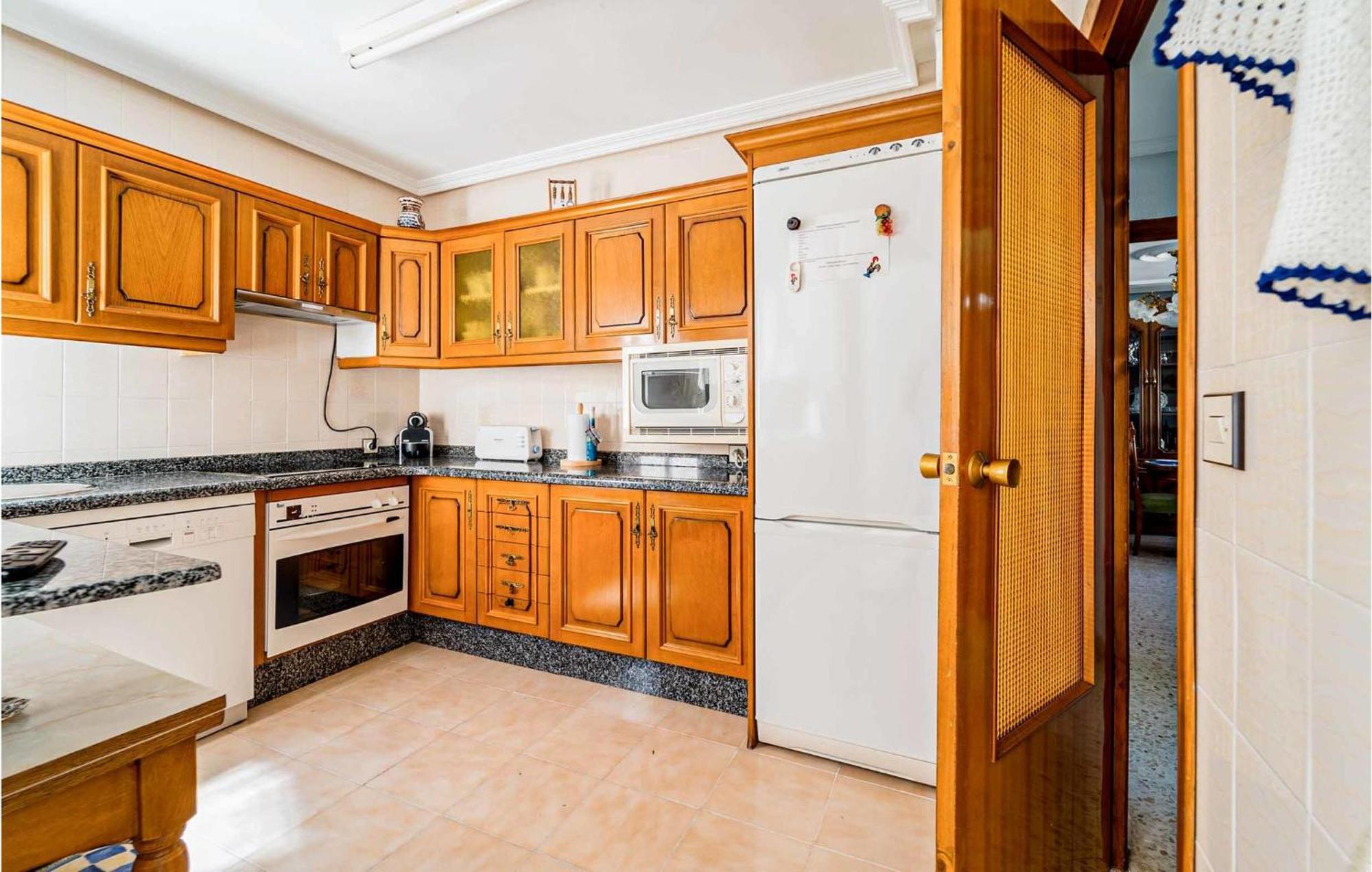 3 Bedroom Cozy Apartment In Pegalajar Exteriör bild