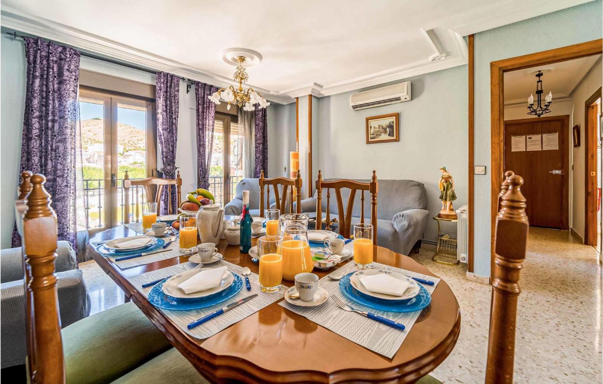 3 Bedroom Cozy Apartment In Pegalajar Exteriör bild
